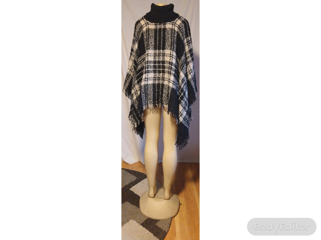 Black Plaid Poncho - The Fix Clothing