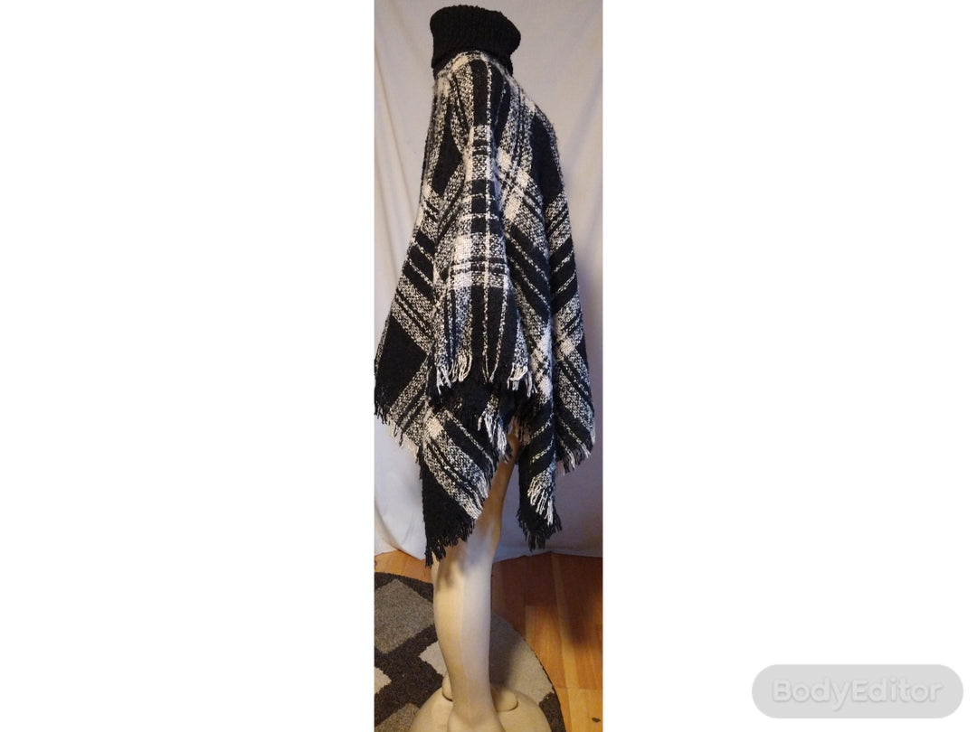 Black Plaid Poncho - The Fix Clothing